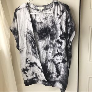 🚫SOLD🚫 Forever 21 Plus 2X Shirt Tie Dye EUC